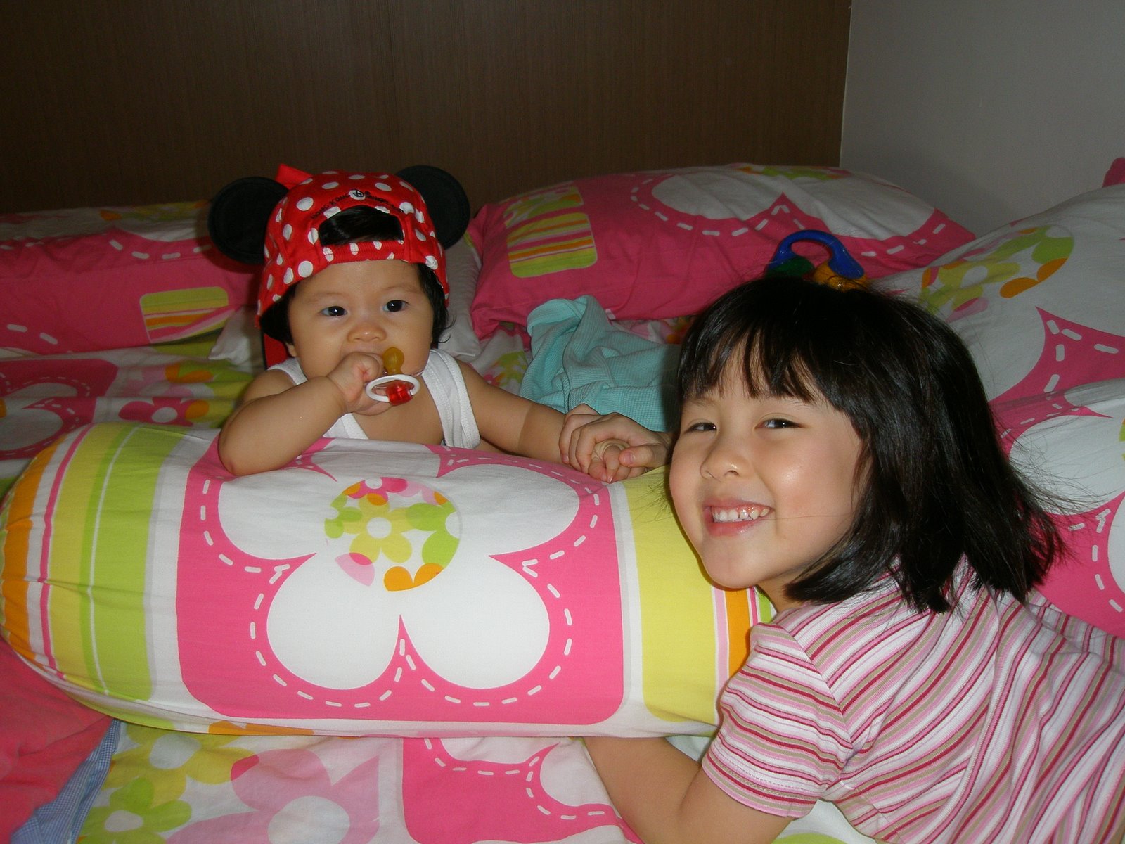 [Accident,+putting+marbles+in+fountain+018.jpg]