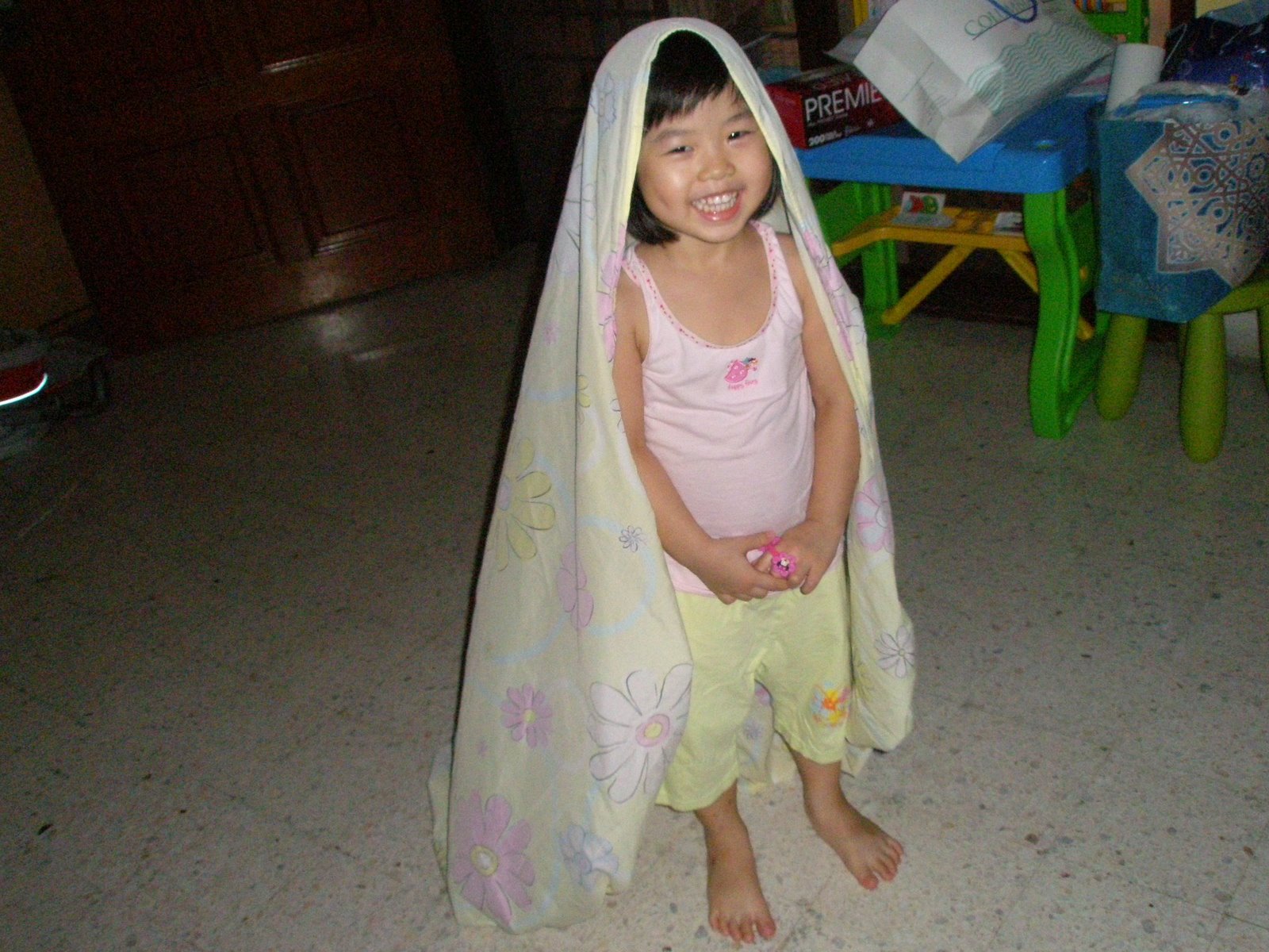 [Sher+playing+bride,+Aly+doing+revision+001.jpg]