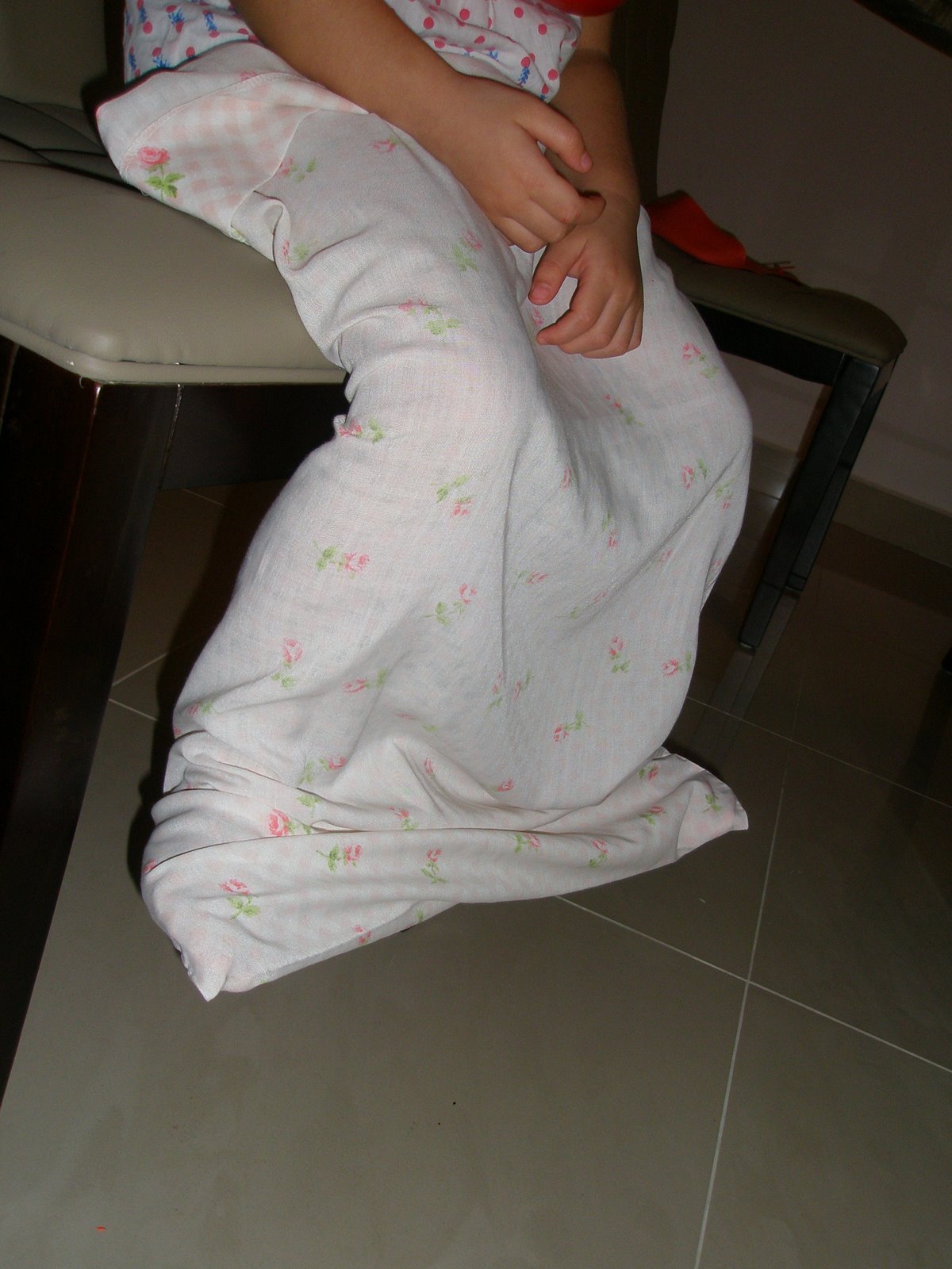 [Alan+Yun,+Sher+in+pillow+case+012.jpg]