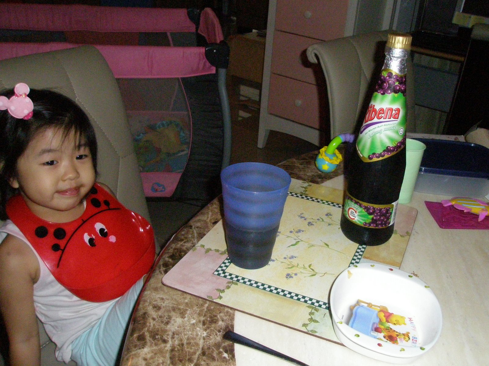 [MJohnson,+charcoal+bread,+peekaboo+032.jpg]