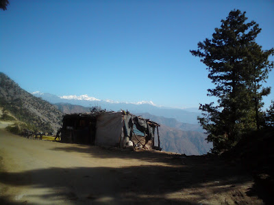 The highway shack where we had tea at Kemundakhal - Enroute to Badrinath