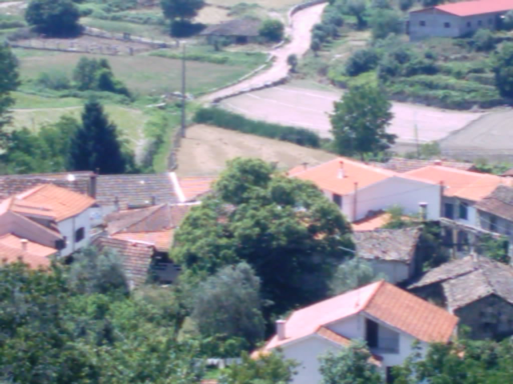 [Lugar+d'Além+2.JPG]