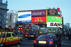 Global Advertising Picadilly Circus London Times Square Nyc