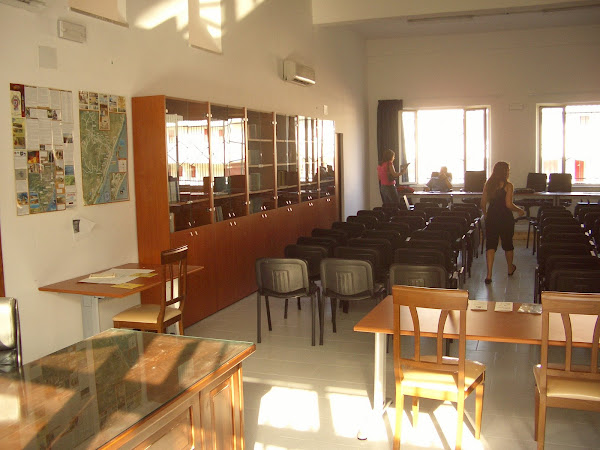 interno Biblioteca "Cesare Pavese"
