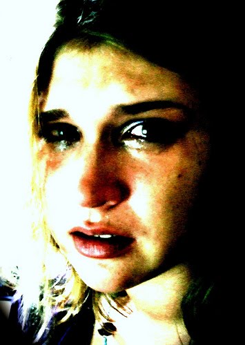 http://3.bp.blogspot.com/_eGbrTBUW950/SxRTDcqPKcI/AAAAAAAAAZg/FJwXrGDeiFY/s1600/domestic-violence.jpg