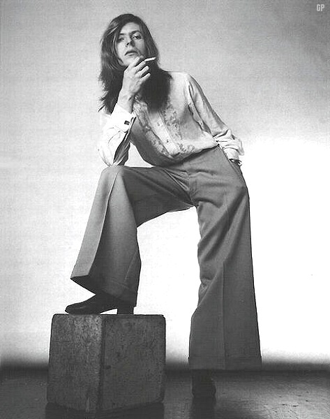 [David+Bowie+1971.jpg]