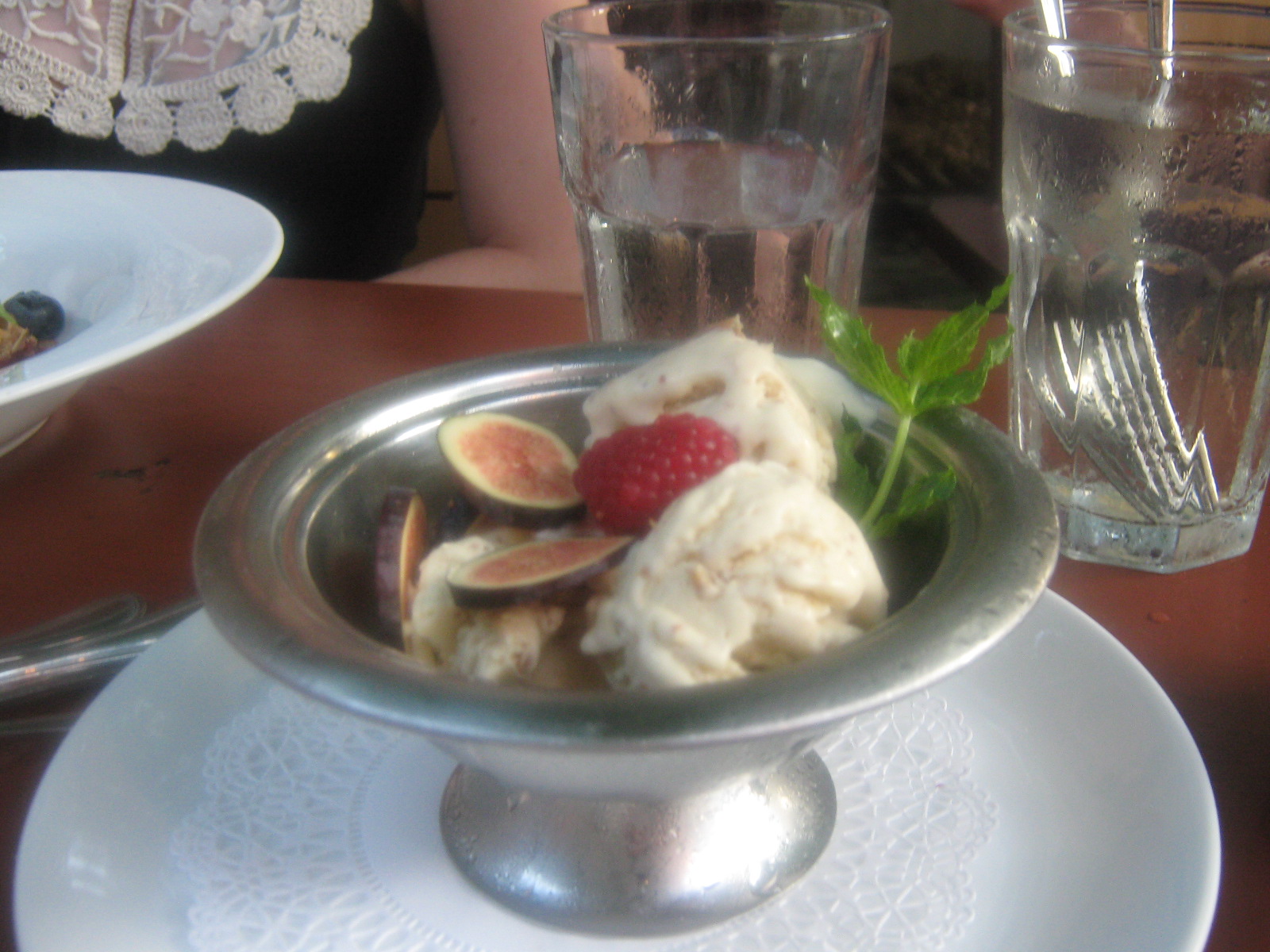[IMG_2410.JPG]