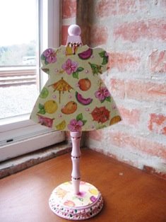 [BonecaColares1.JPG]