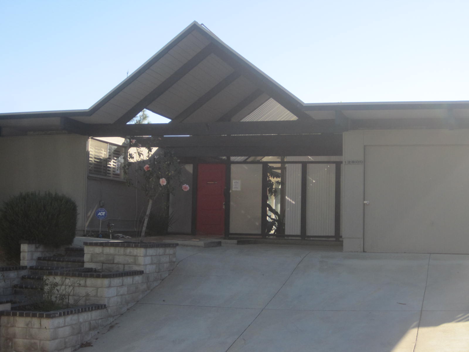 Rhan Vintage. Mid Century Modern Blog. Joseph Eichler Tract, Granada