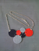 Collar rojo