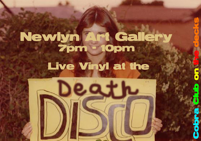 Is that a sign I see before me?