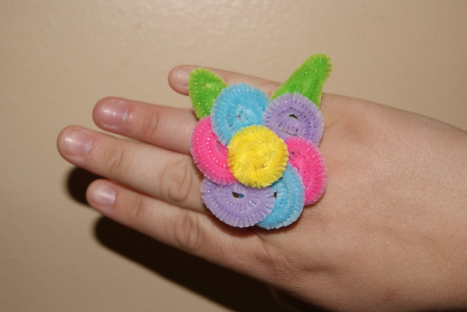 Rachie's Scrapspot pipe cleaner rings