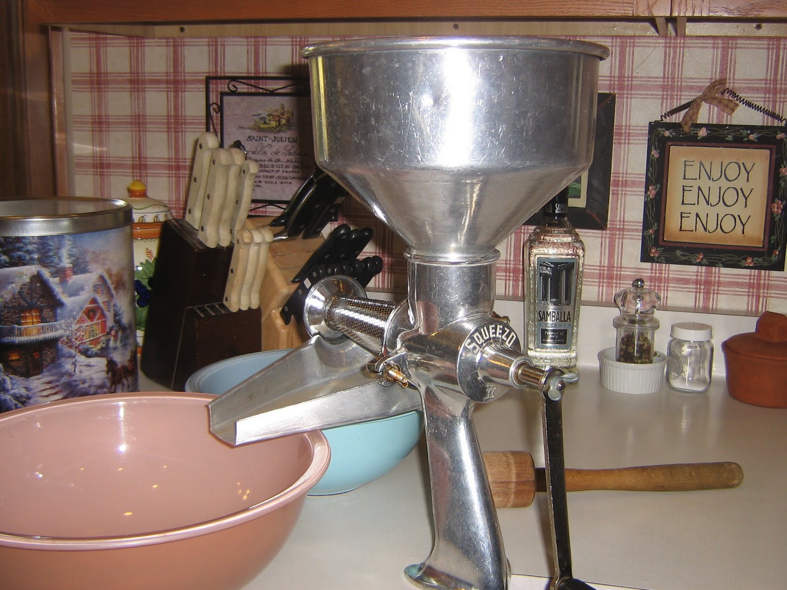 Fitzgerald's Family Farm Squeezo Strainer