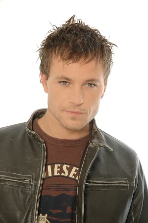 2010 men hairstyle ideas. mens hairstyle software. 2010 men hairstyle ideas.