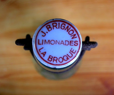 Autres & non classés - bouteille complète en verre avec son bouchon  porcelaine et son joint Limonade Jérémie Seux à Annonay Ardèche.