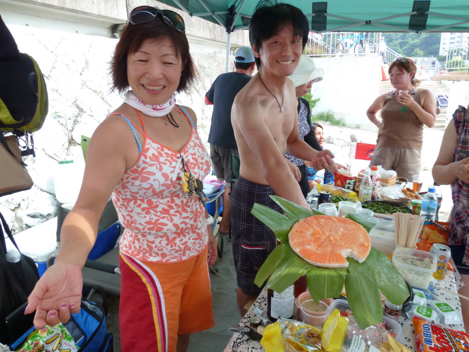 Lost in Japan... Beach Party, 'Japanese Style', at Zushi!!