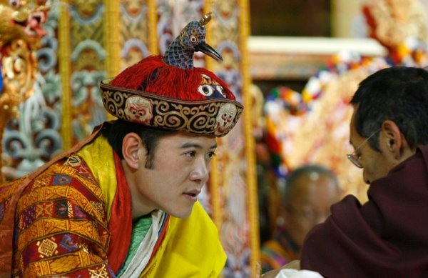 [Bhutan+new+King15.jpg]