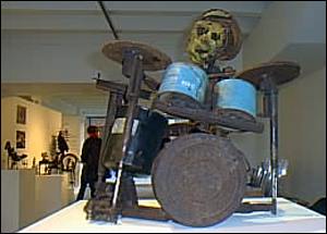 [_1764173_arms7.jpg]