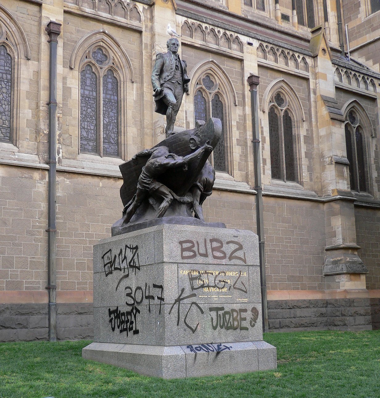 [monument.jpg]