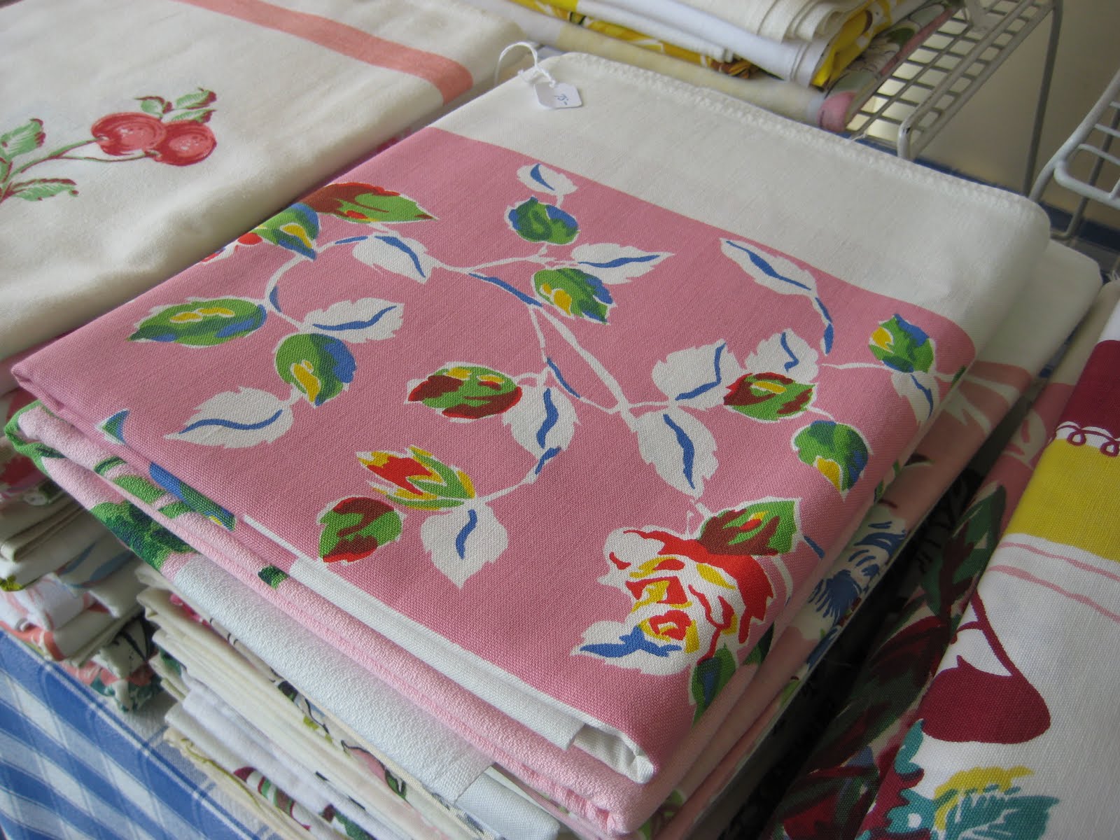 C. Dianne Zweig Kitsch 'n Stuff How Do I Clean Vintage Tablecloths?