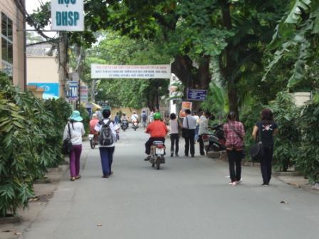 [hcm+univ.JPG]
