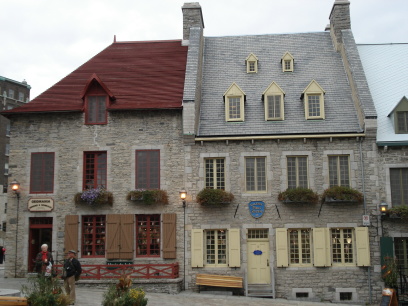 [05Quebec21.JPG]