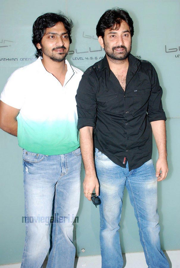 Please Click The Photo