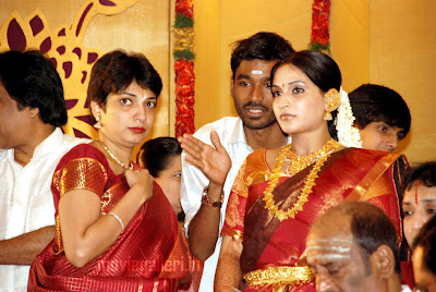 Aishwarya and Dhanush at soundarya rajinikanth wedding