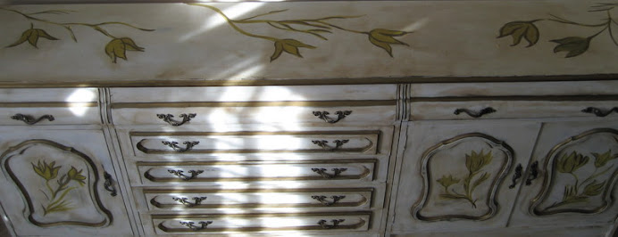 MUEBLES PINTADOS