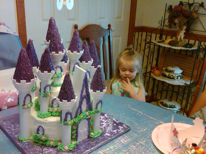 Angie Acapella Wilton Castle Cake Tutorial