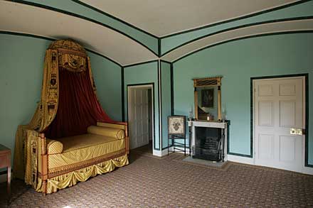 [kewpalace1.jpeg]