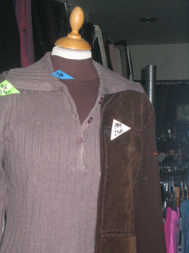 [purplesweater2.JPG]