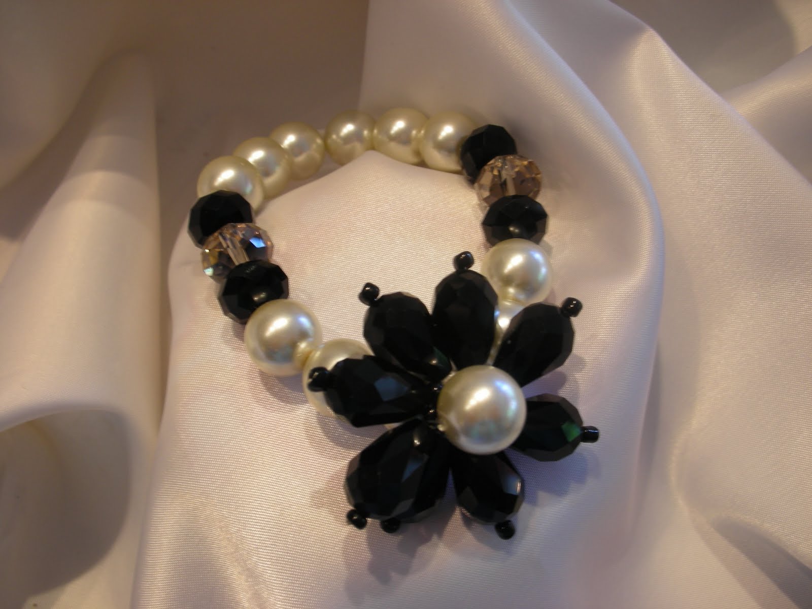 Everything But The Dress Spunky Pearl Jewelry