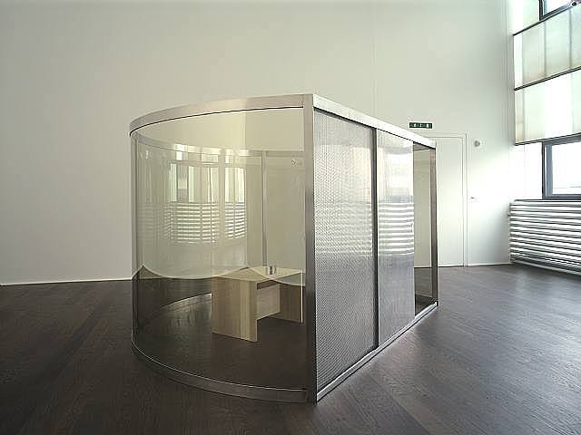 [artwork_images_423838496_321836_dan-graham.jpg]