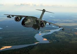 Defensa: Brasil y Chile fabricarían avión de carga Embraer+390