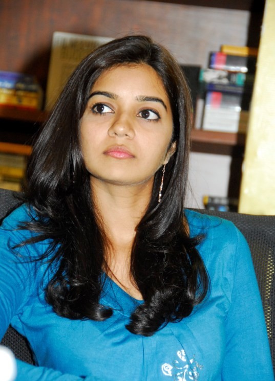 [swathi_sumanth_2.jpg]