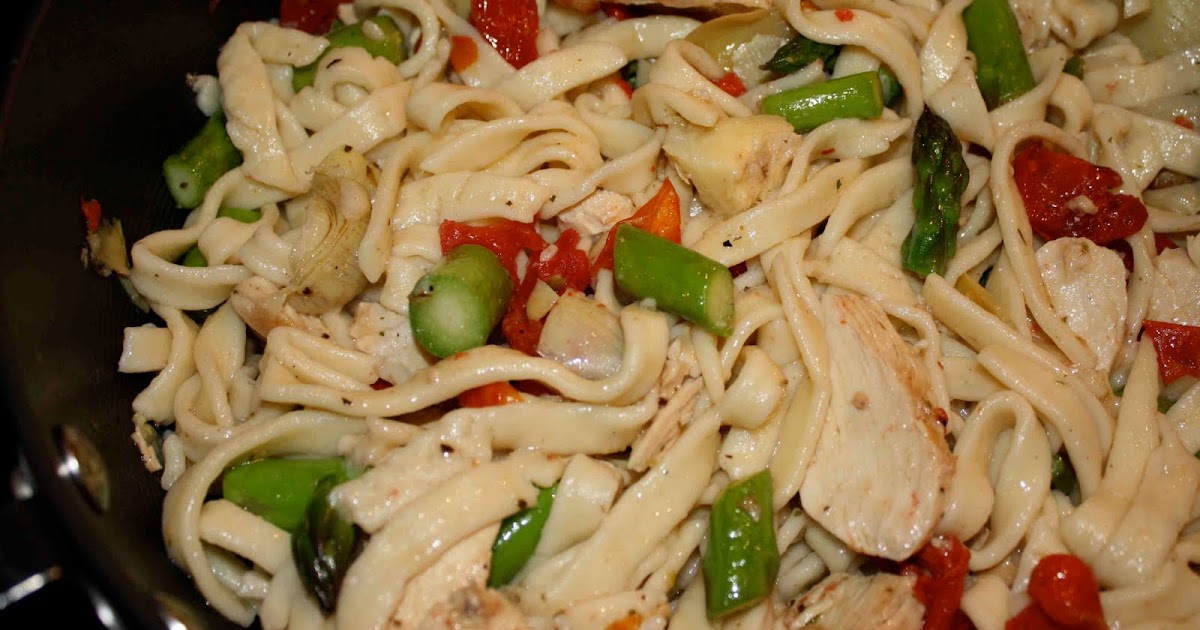 ChickenAsparagusSun Dried Tomato Pasta