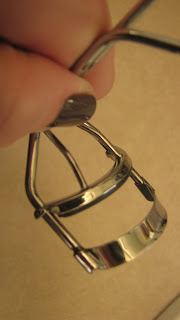 blushing basics: Shu Uemura Eyelash Curler, Grail or Fail?