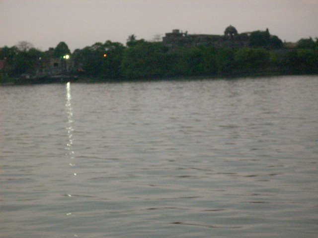 [DSCN1608.JPG]
