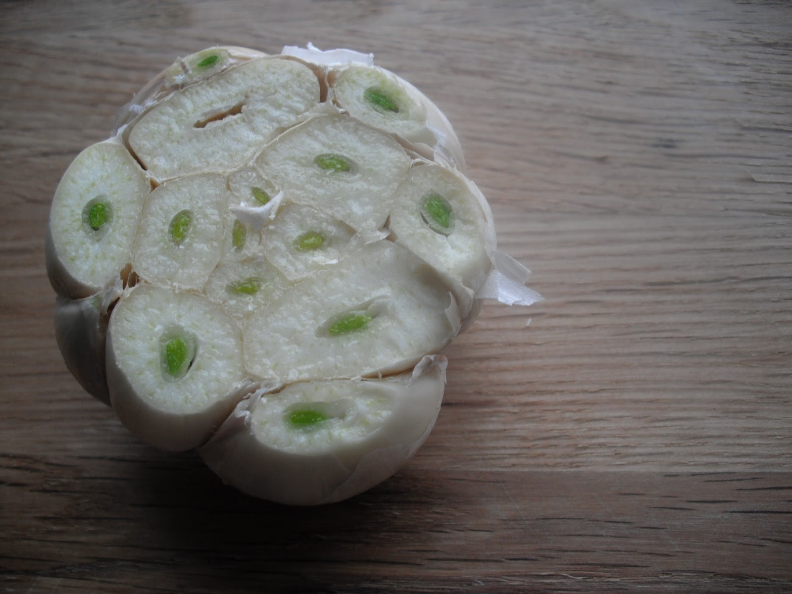 La Buona Cucina Roasting Garlic in Muffin Tins