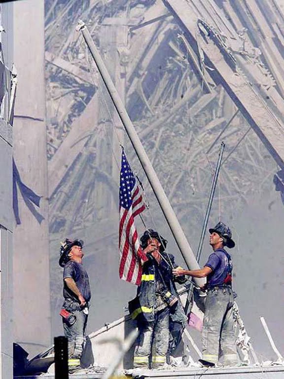 [9-11_firemans_flag_full-jpg.jpeg]