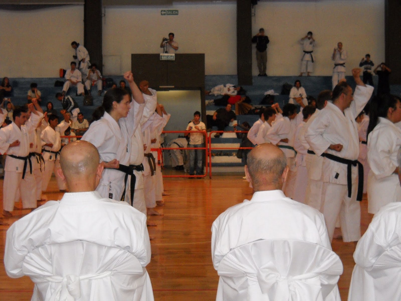 http://3.bp.blogspot.com/_fFKz9eitNoU/TODTbGdwOsI/AAAAAAAAAv0/mPCBFXrgplg/s1600/DSCN0128%2B%255B50%2525%255D.JPG