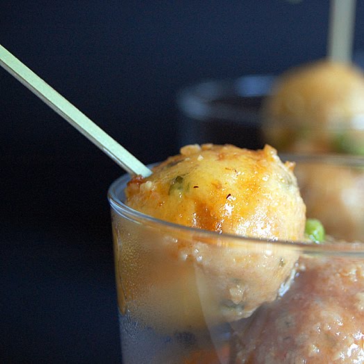 [fishballs7.jpg]