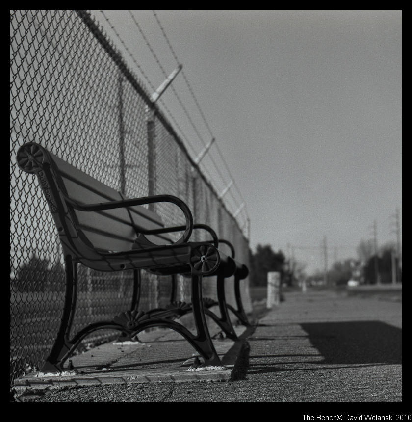 [TLR+bench003.jpg]