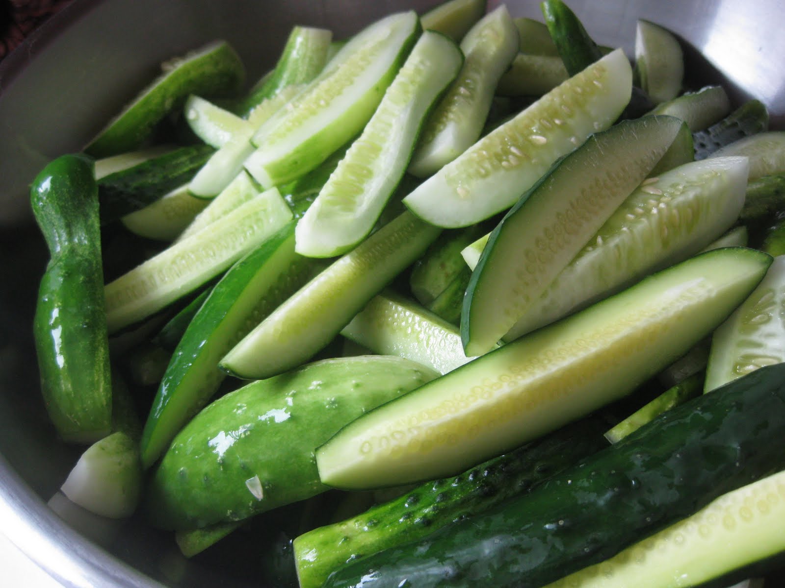Pickles Slices