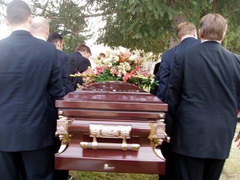 [casket.JPG]