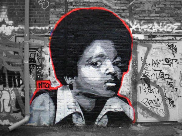 [MJ-Berlin.jpg]
