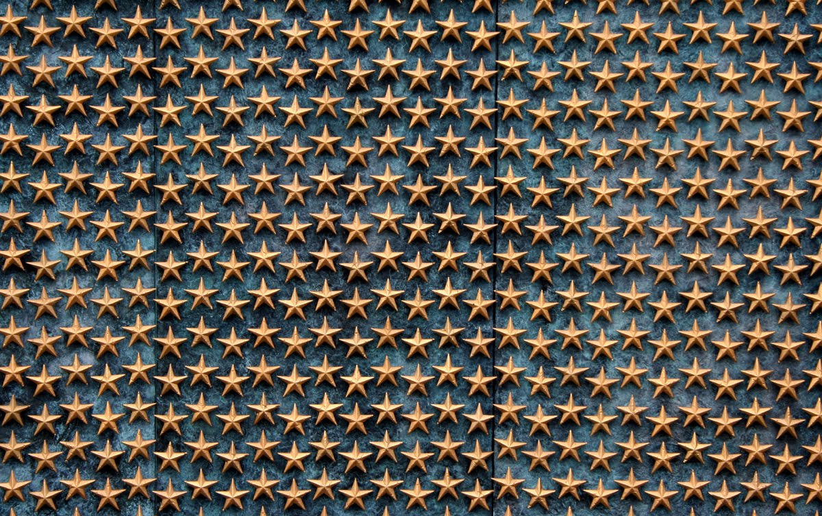 [6_wwii_mem_stars.jpg]