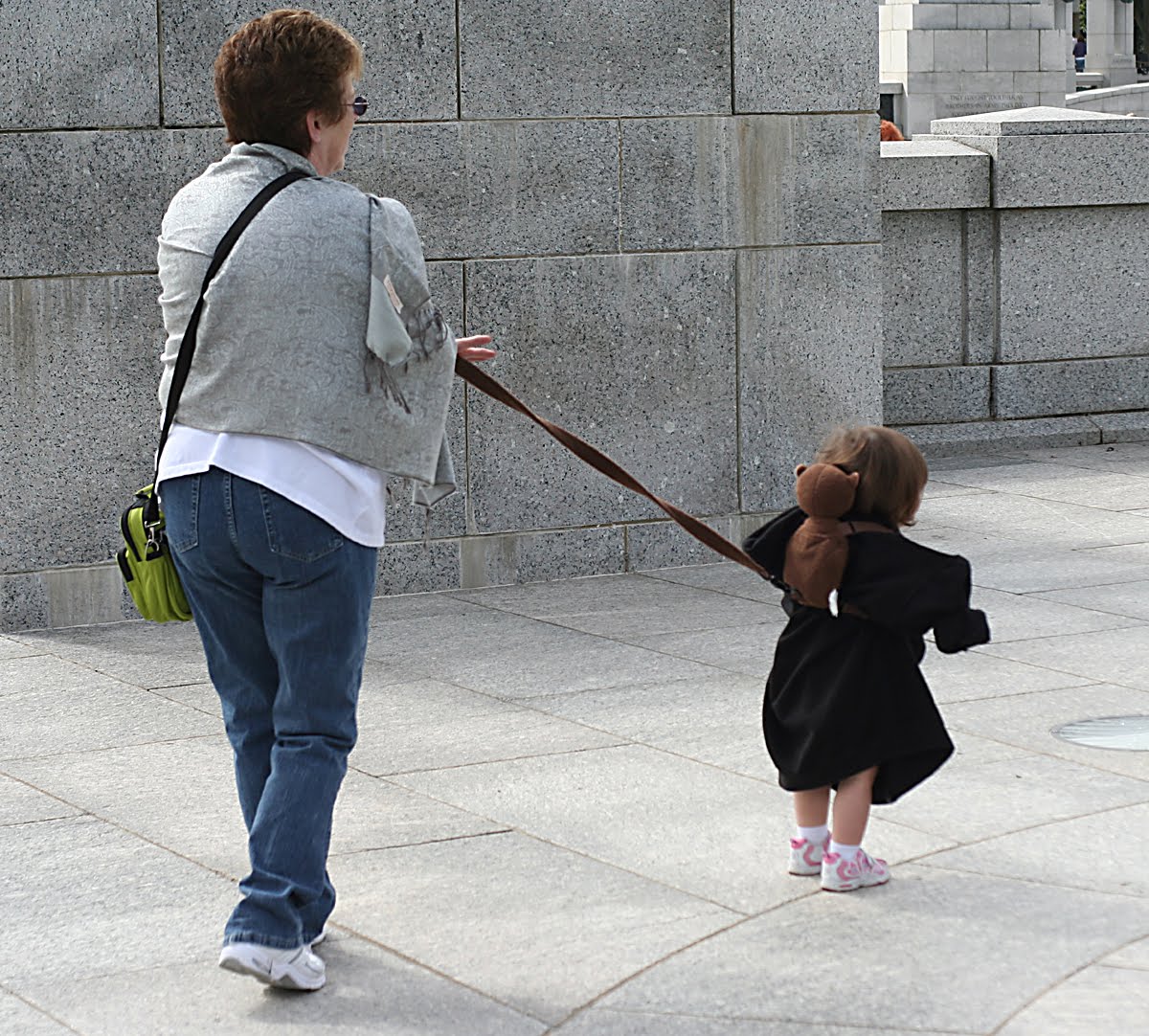 [8_jedi+on+leash.jpg]