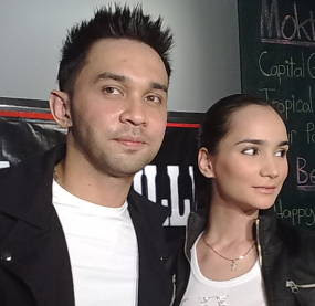 yang terjadi saat gempa melanda. Termasuk yang dialami para artis